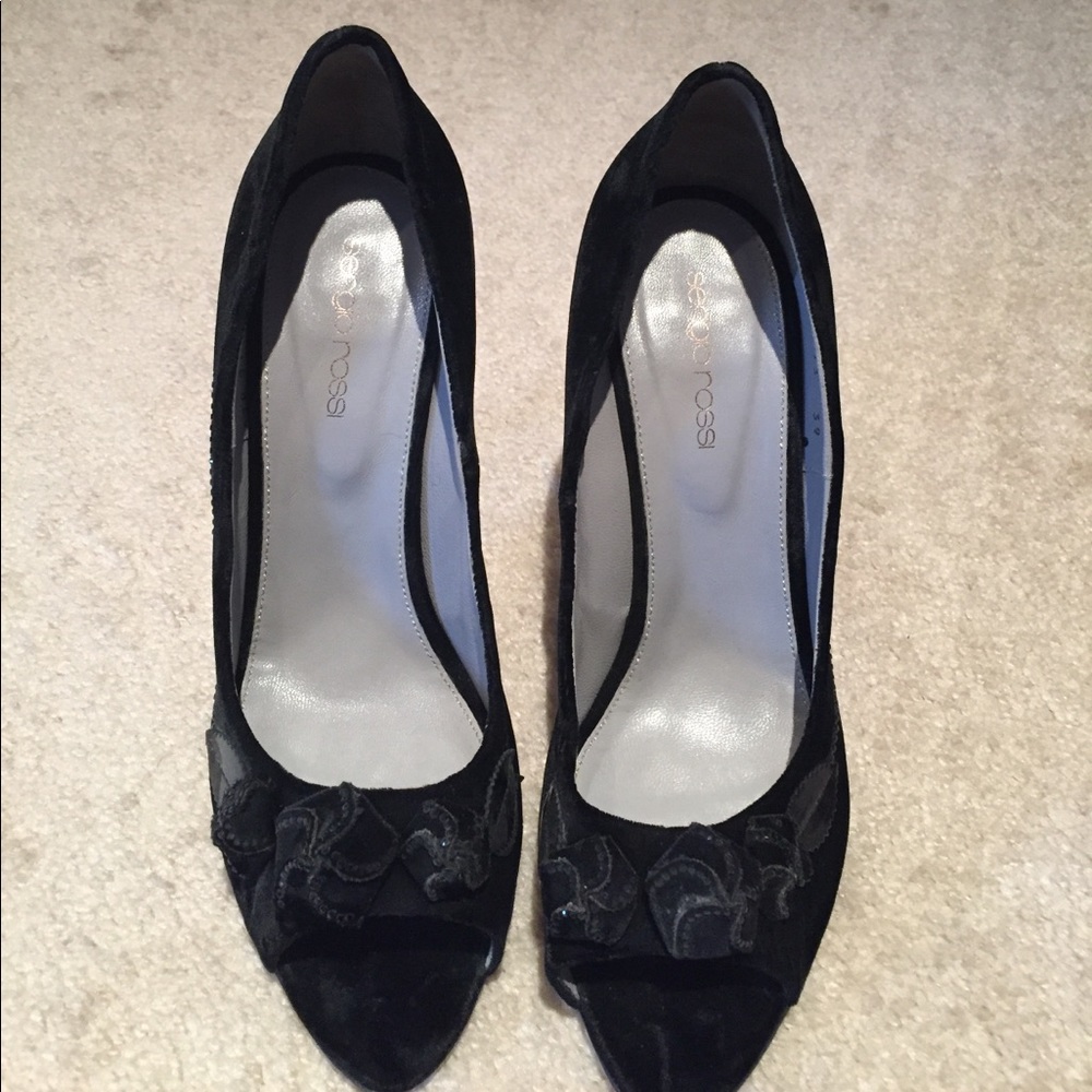 Sergio Rossi velvet shoes