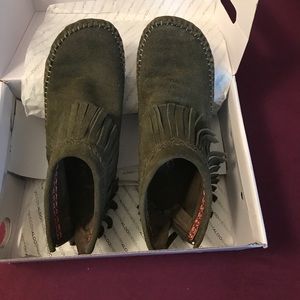 Army green Aldo moccasins