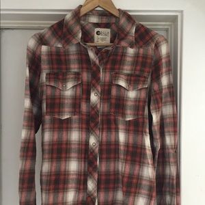 Billabong fitted plaid button up