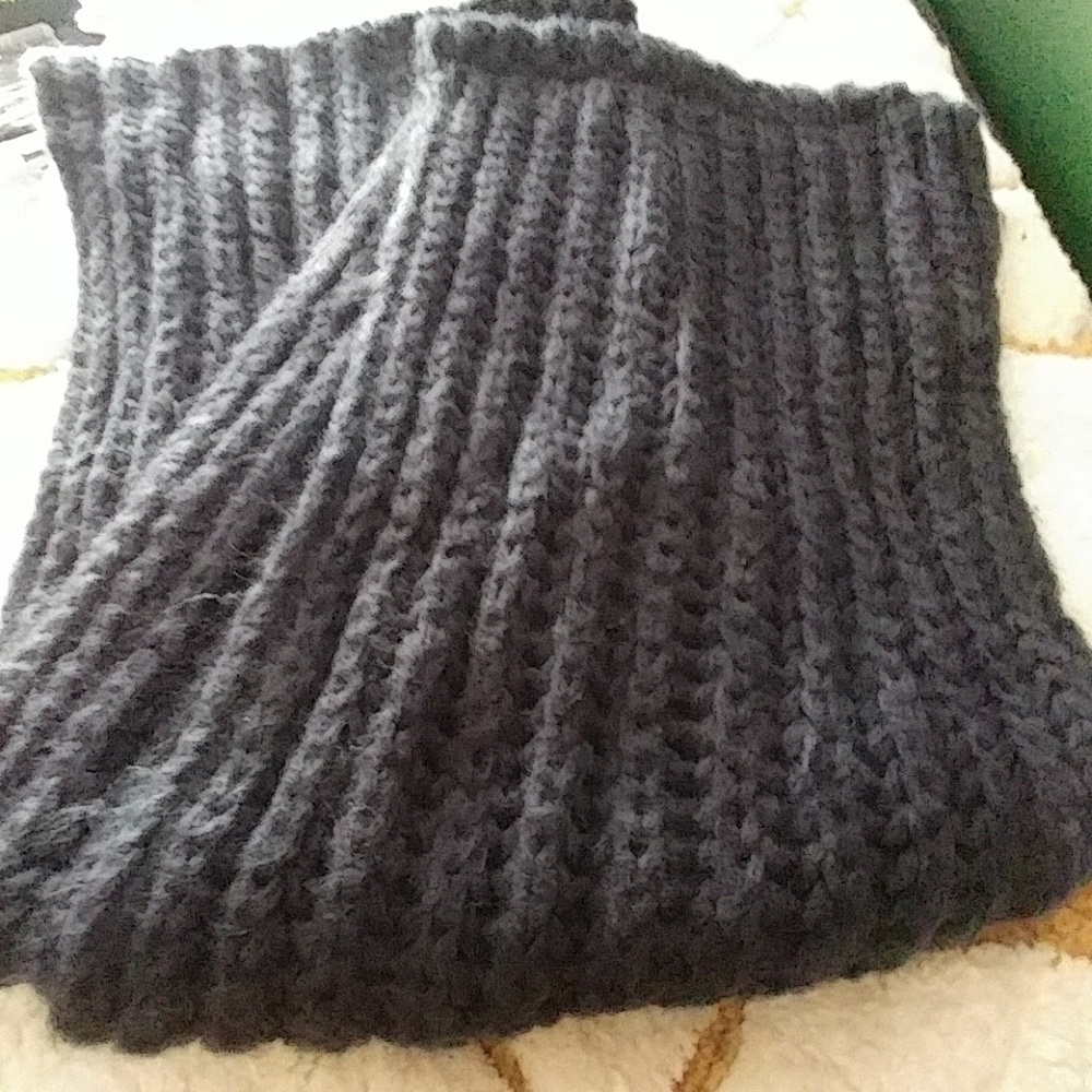 Chunky knit infinity scarf