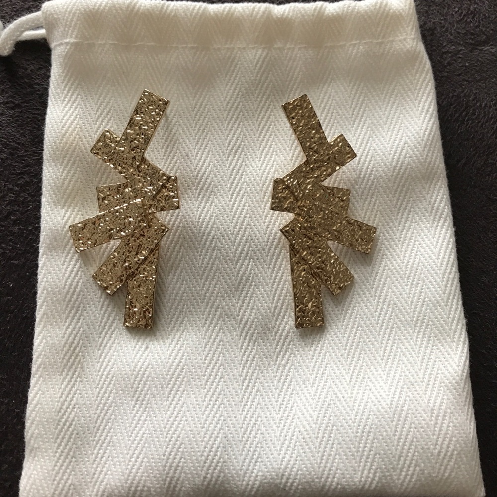 Gold earrings