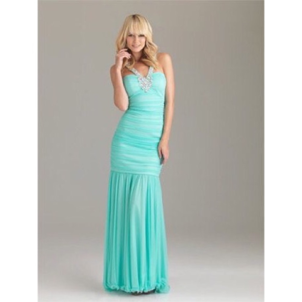 Night moves aqua mermaid fit prom dress size 4