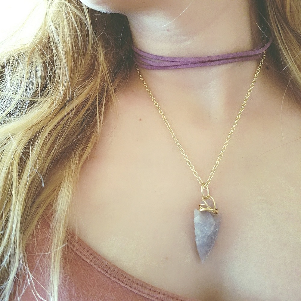 Quartz arrowhead layered choker