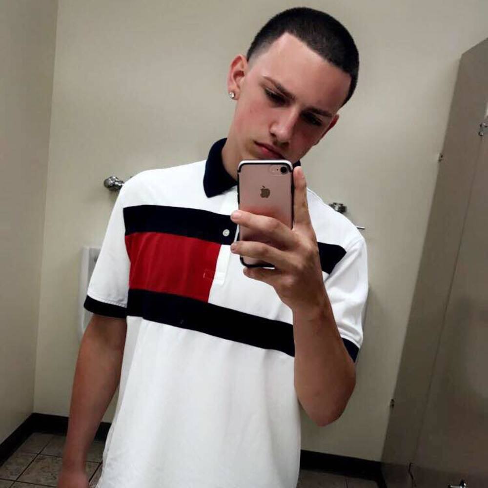 Meet your Posher, Lucas