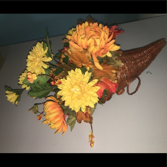 Fall Cornucopia 20”x12” for table or wall - Picture 2 of 2