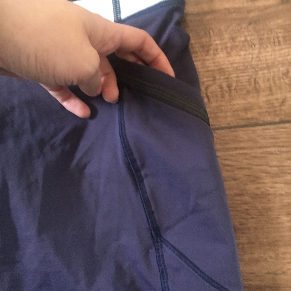 Lululemon Run A Marathon Crop II - Picture 6 of 7