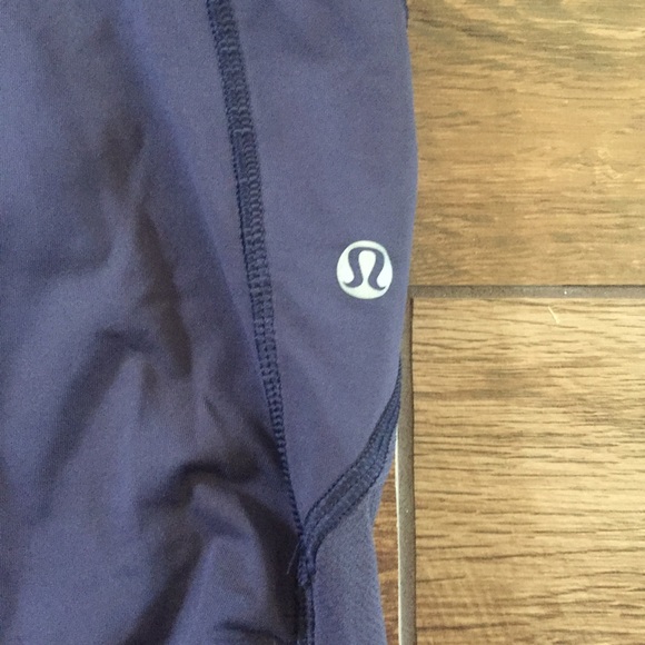 Lululemon Run A Marathon Crop II - Picture 3 of 7