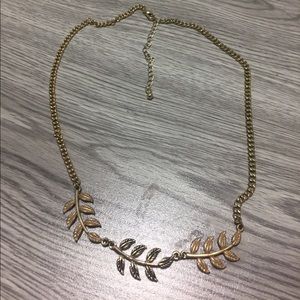 Laurel leaf necklace