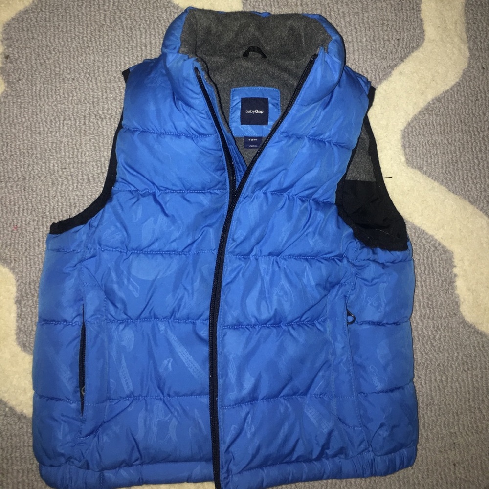 Gap Puffer Vest.