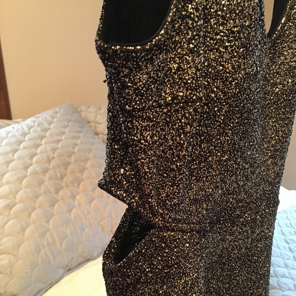 5 for $25 Soprano Bodycon Dress Size Medium - Picture 6 of 8