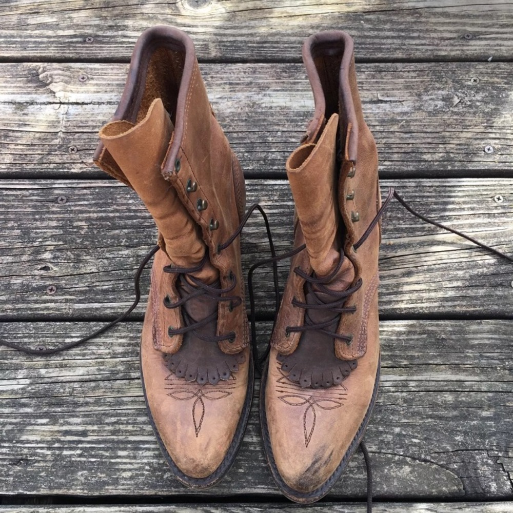Women’s boots size 7