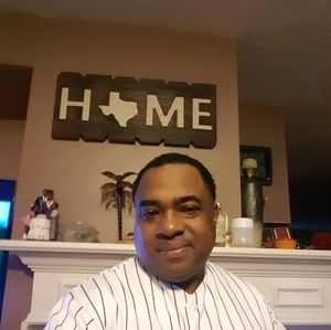 Meet your Posher, Clarence