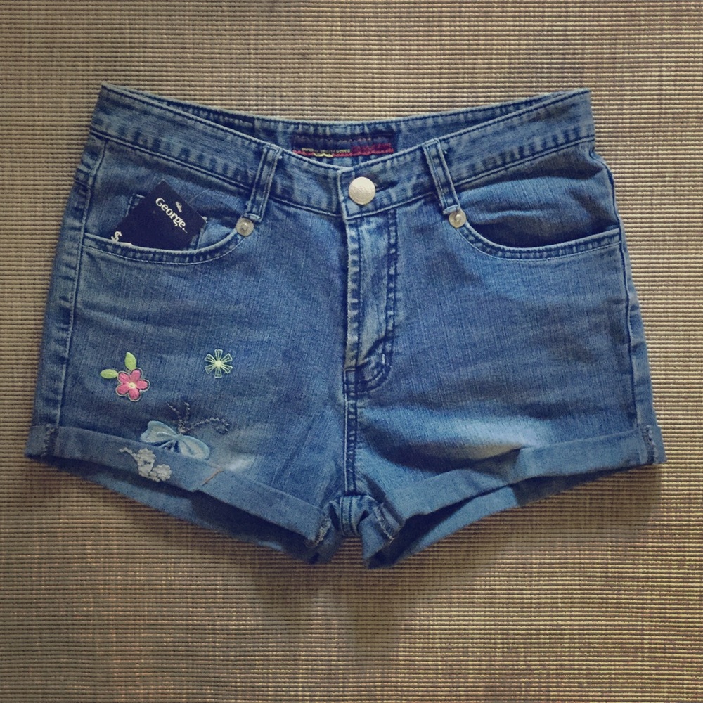 NEW Embroidered JEAN SHORTS