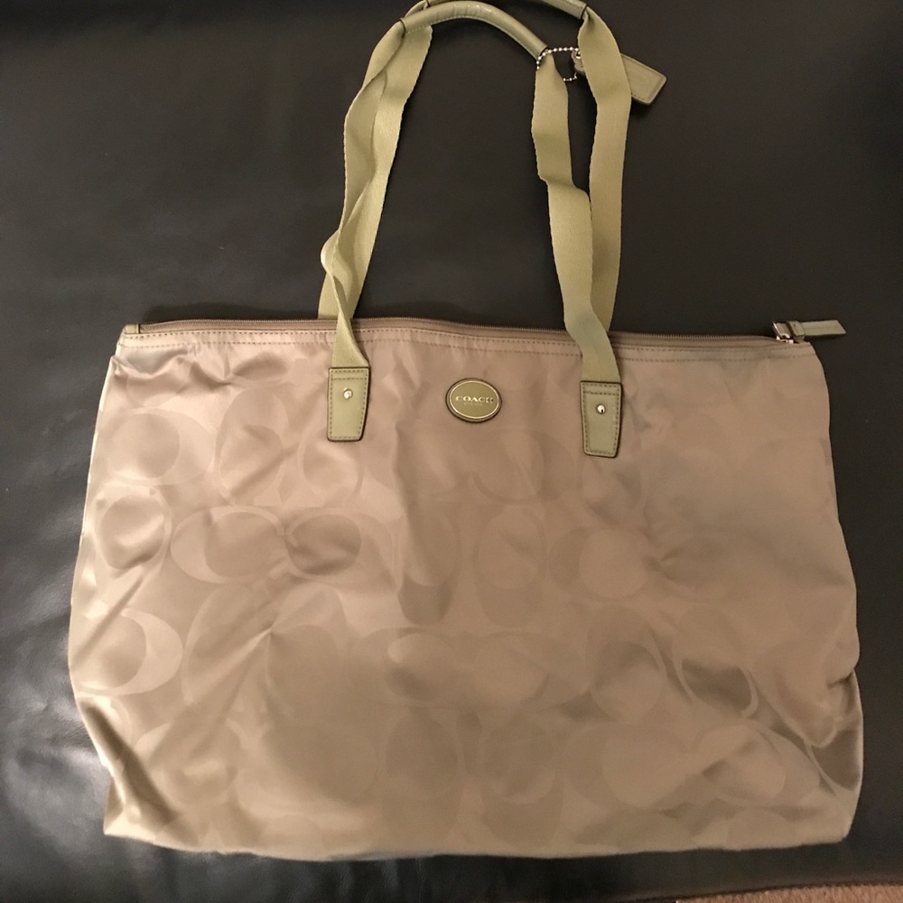Green Coach Tote bag with detachable pouch