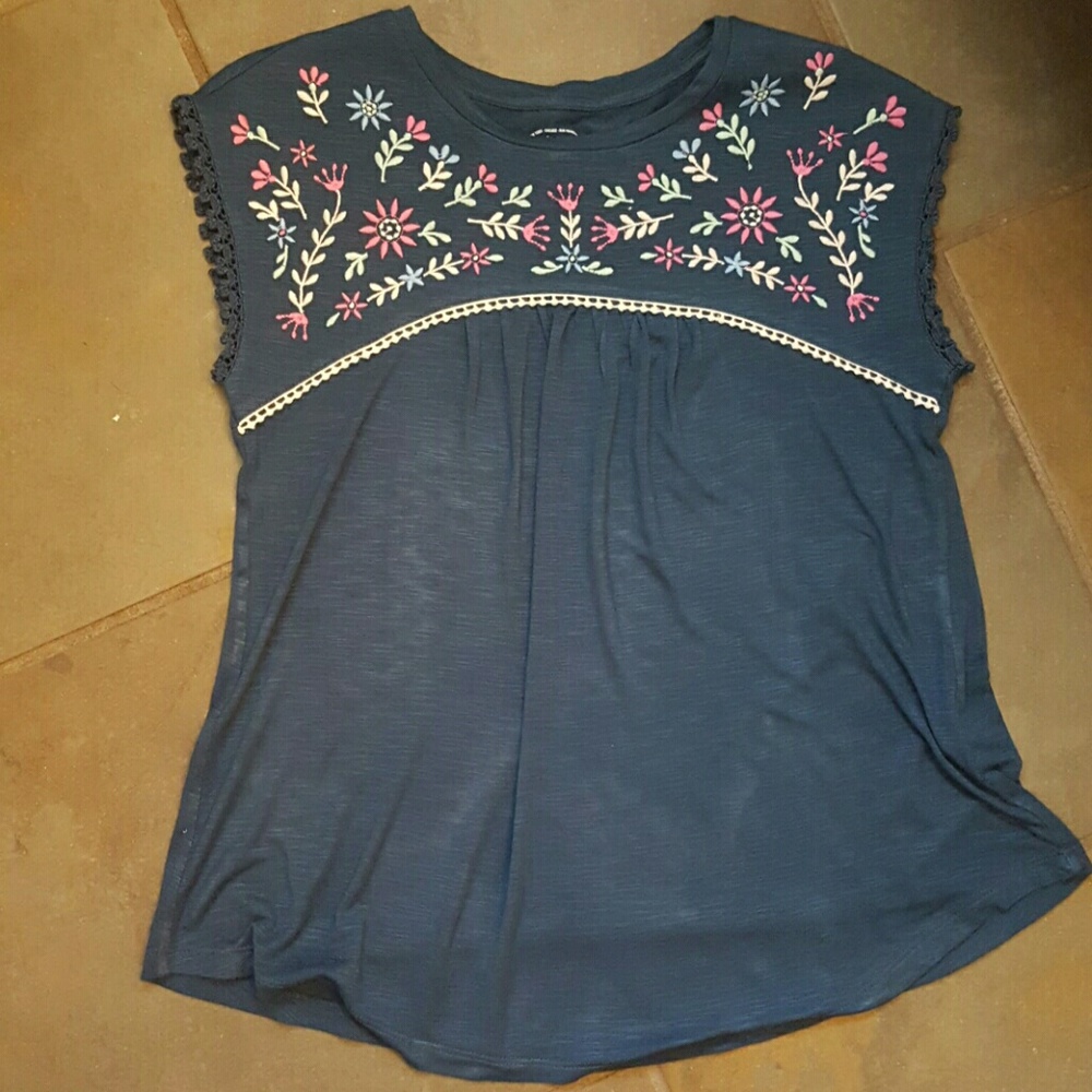 Girls size 14 blouse