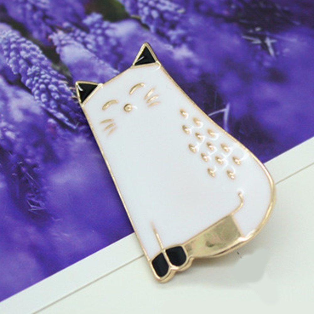 ✨HP!!✨ NEW Black Cat and White Cat Enamel Brooches - Picture 3 of 6
