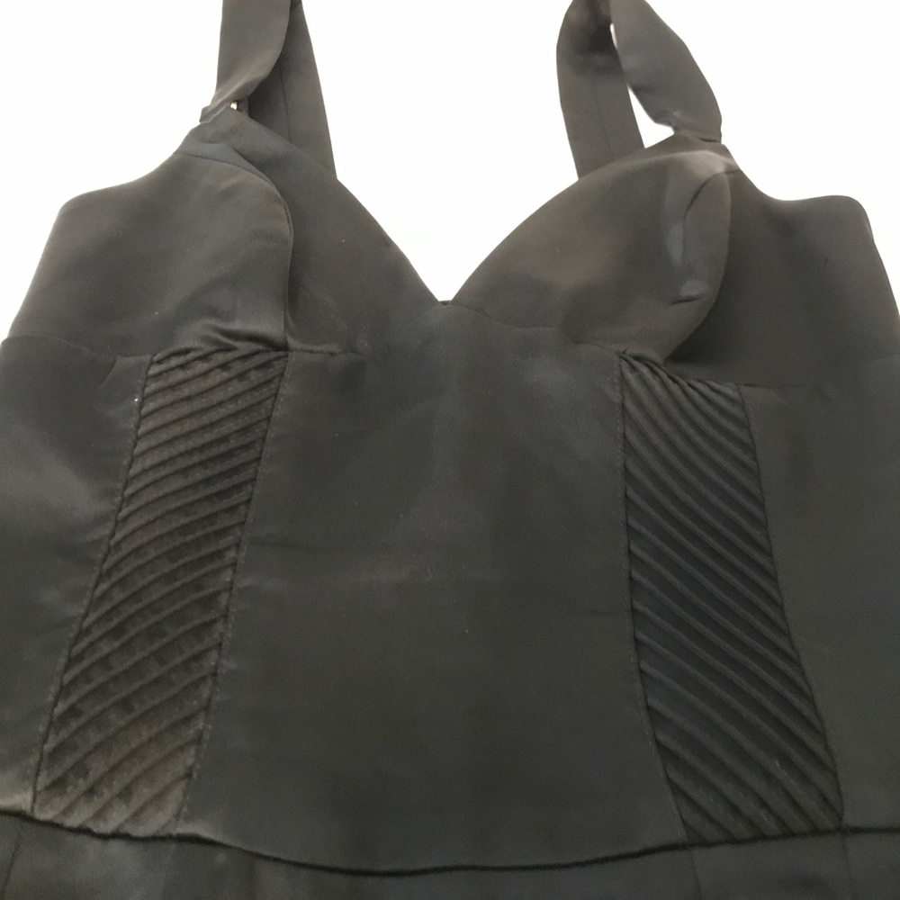 Bebe LBD 🎉Host Pick!🎉 - Picture 3 of 8