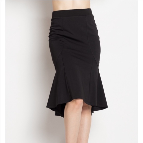 Dresses & Skirts - ✨LAST ONE CLEARANCE ✨Black mermaid skirt