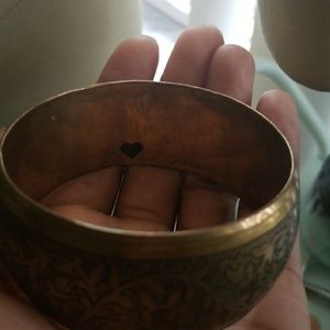 Jewelry - 🔥FINAL PRICE 🔥Vintage gold bangle Jewelry - 🔥FINAL PRICE 🔥Vintage gold bangle