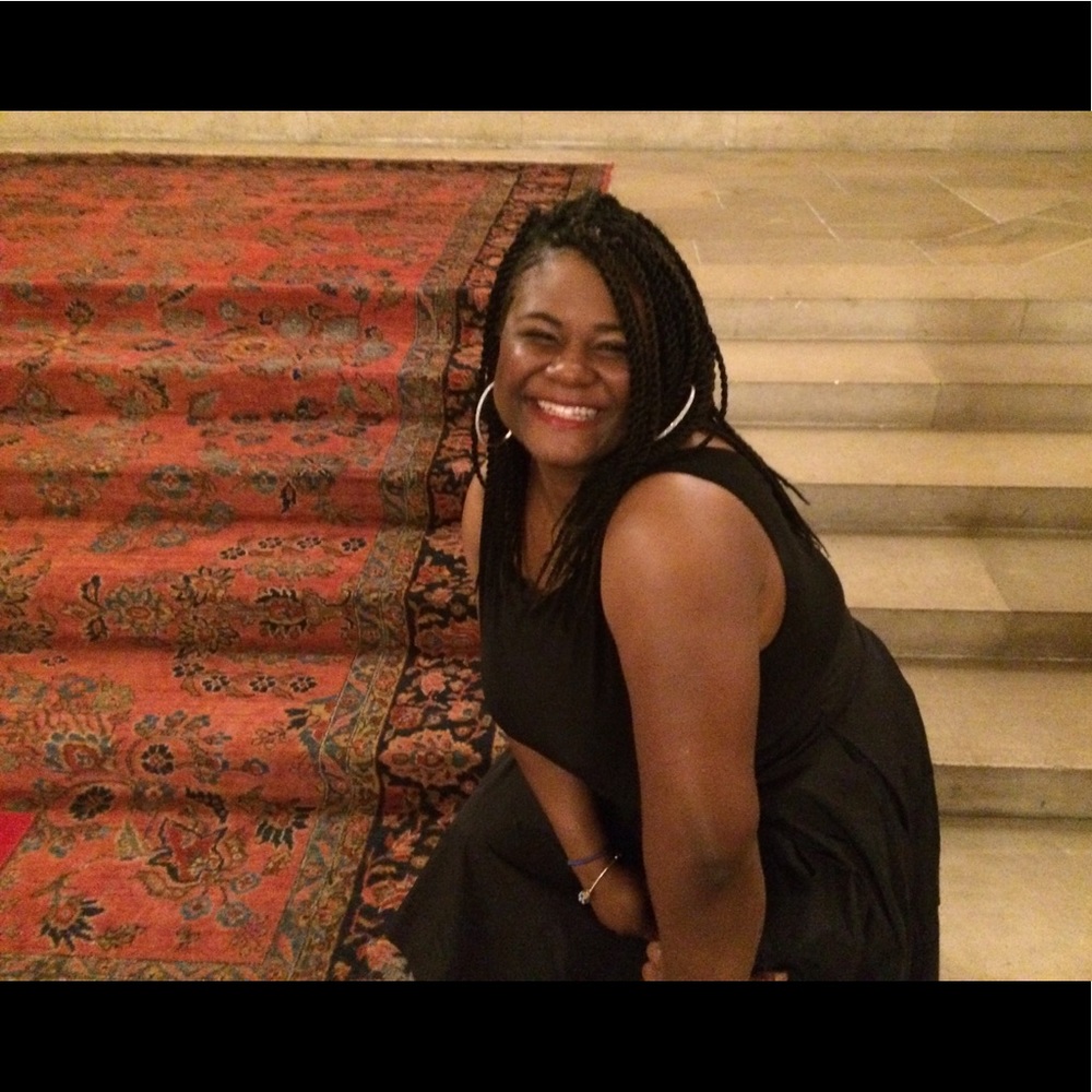 Meet your Posher, Mia