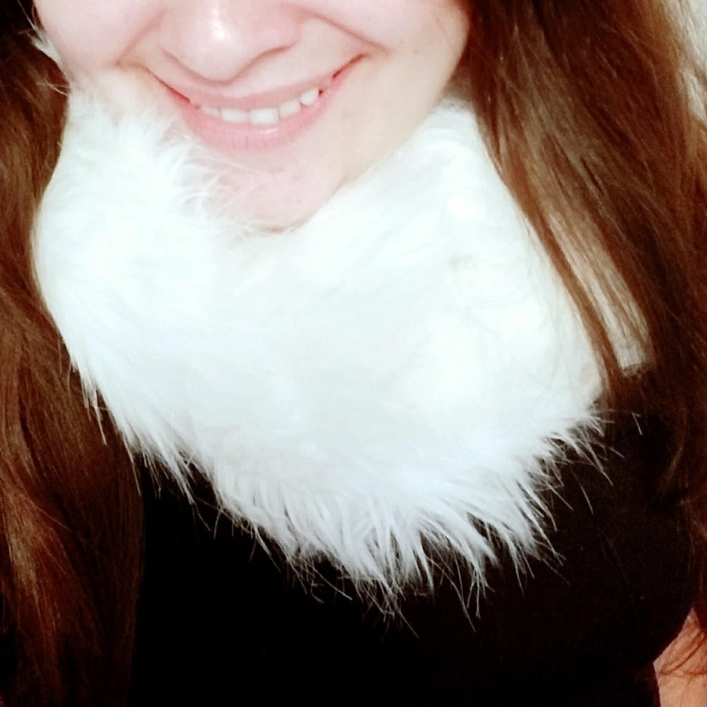 White faux fur cowl