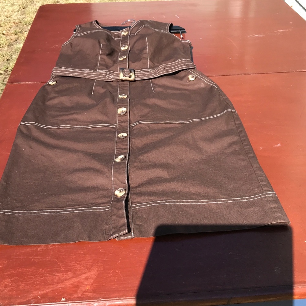 Beautiful Brown dress perfect for the Fall