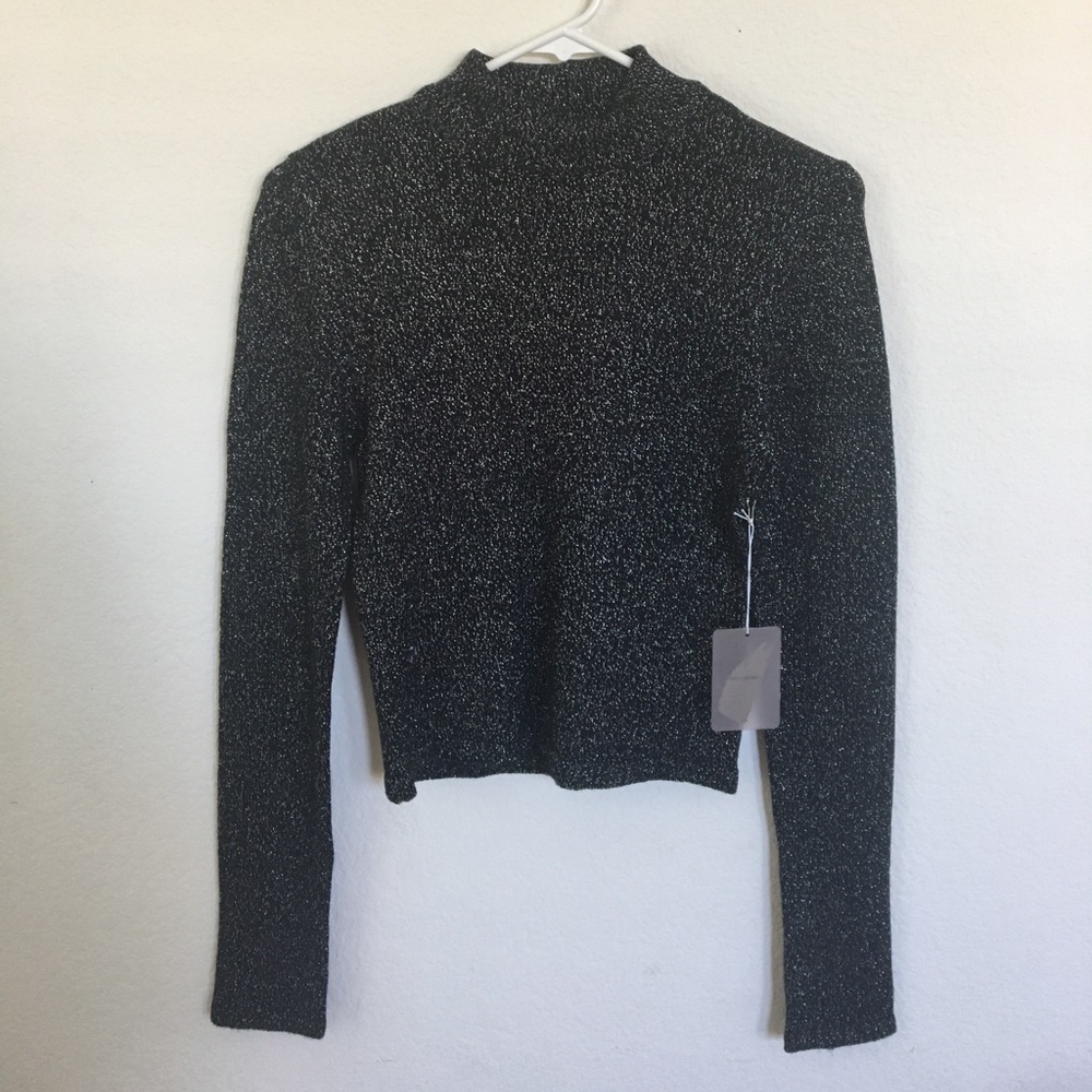 Black & Silver Sweater Crop Top from F21 - Picture 1 of 6