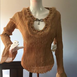 NWT Carrie Allen Top