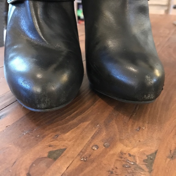 Jessica Simpson Booties - Picture 2 of 6