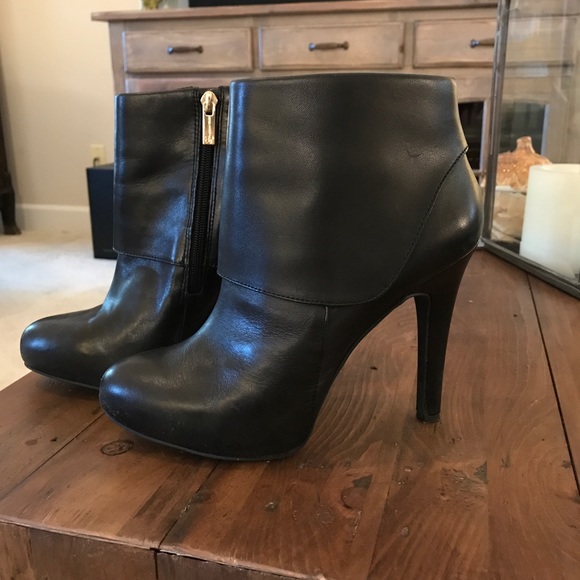 Jessica Simpson Booties - Picture 3 of 6