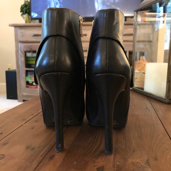 Jessica Simpson Booties - Picture 4 of 6