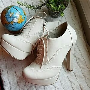 Cream Charlotte Russe Bootie/Heel