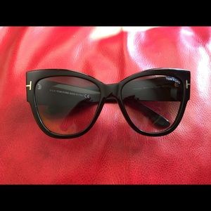 Tom Ford Anoushka sunglasses