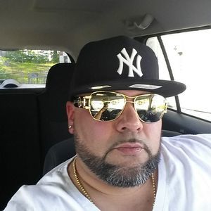 Meet your Posher, Tj