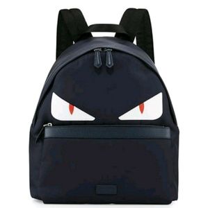 Meet your Posher, Derrick