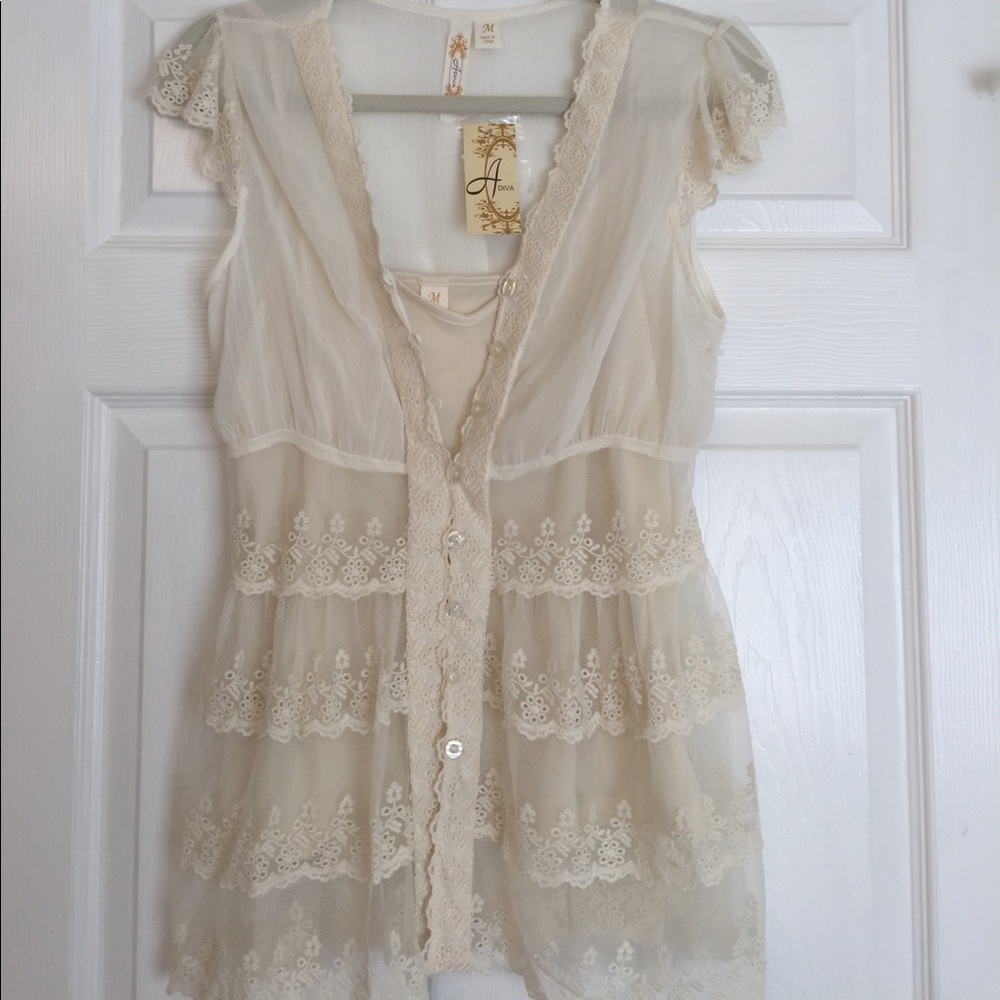 Adiva Cap Sleeve Lace Blouse
