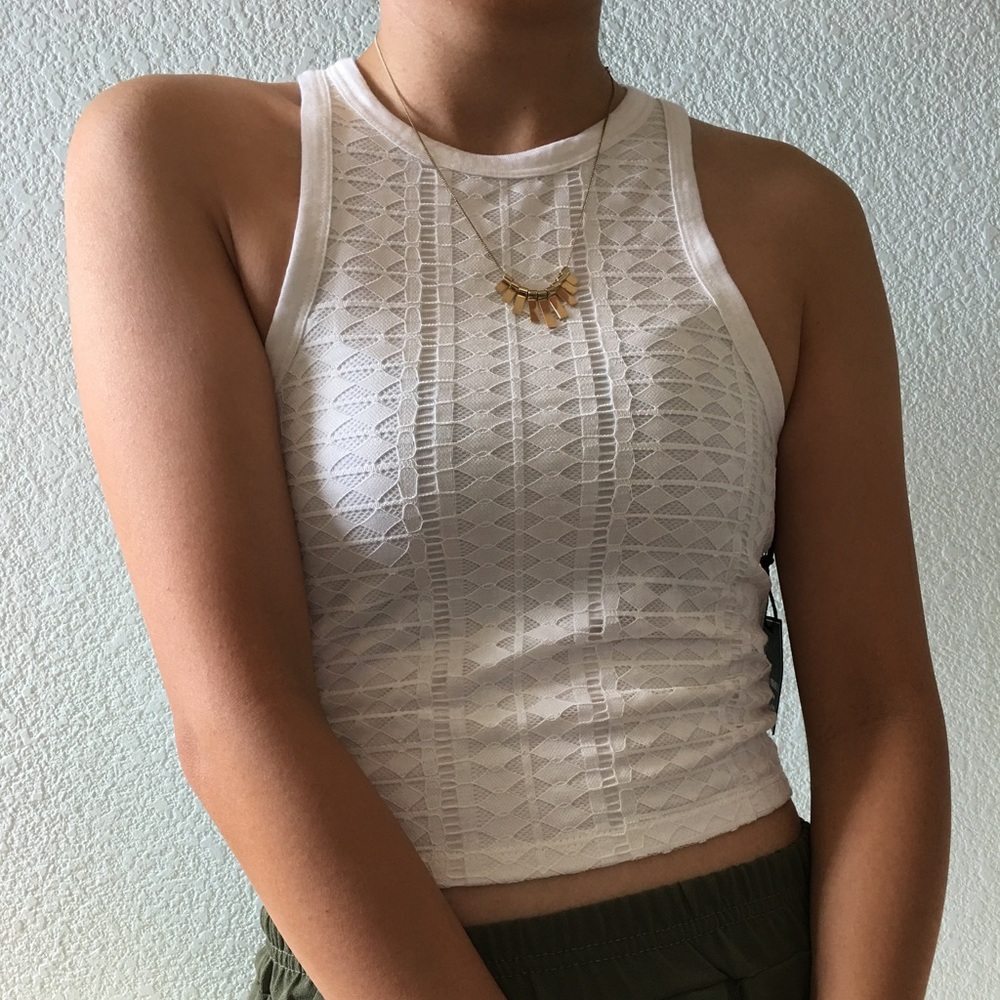 Forever 21 sleeveless crop top NWT
