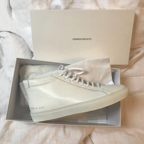 Common Projects Achilles Mid Top White Sneaker 11 - Picture 5 of 8