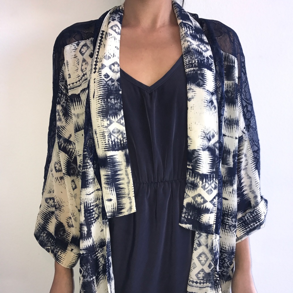 Silky Mika & Gala Coverup/Shawl