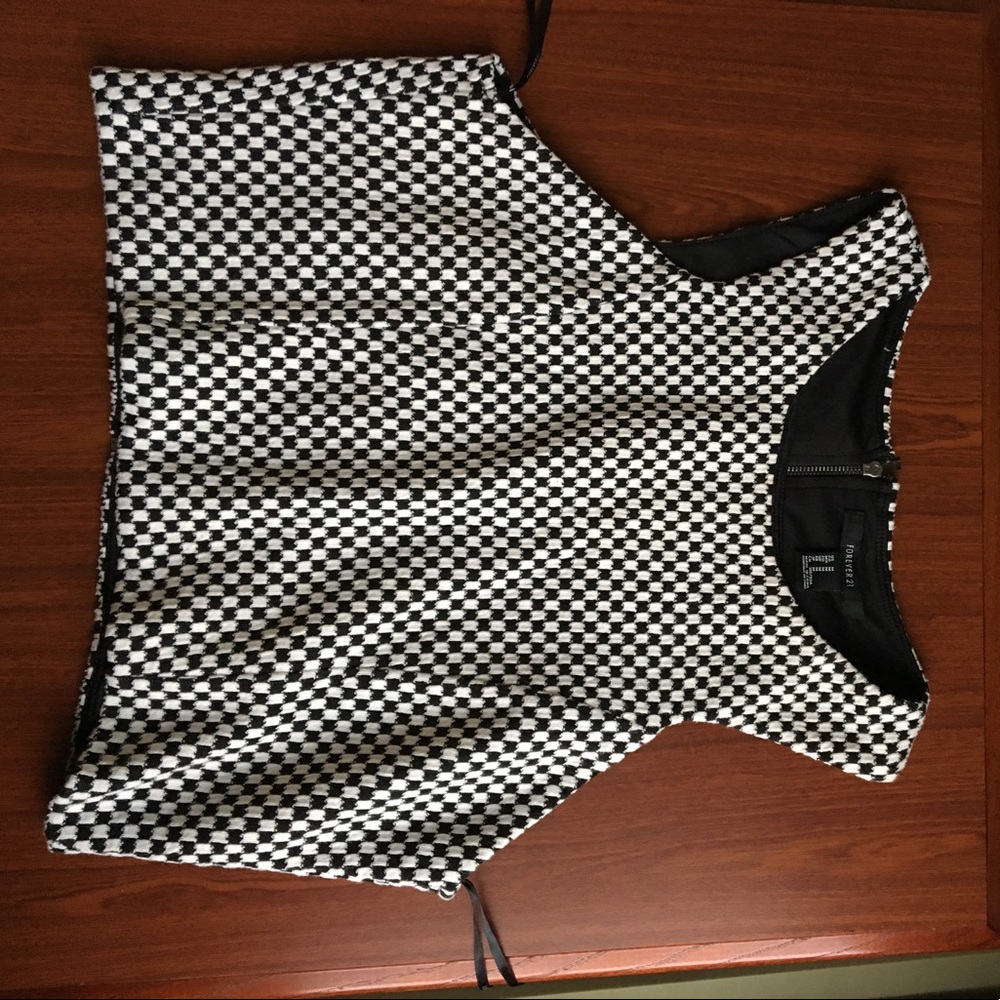 Woven top. Like new.