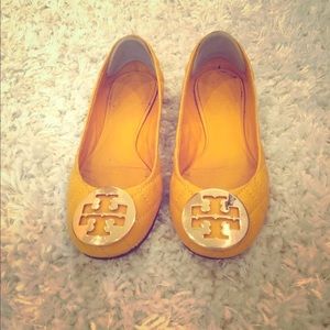 Tory Burch size 6 mustard