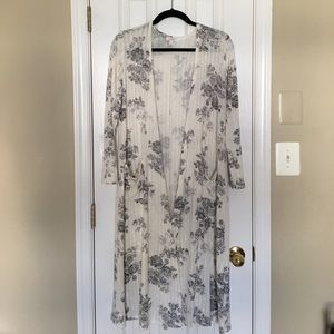 Small Floral LuLaRoe Sarah Cardigan
