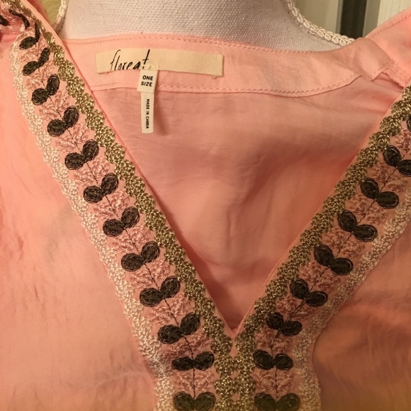 New ANTHROPOLOGIE Embroidered Floral Poncho - Picture 4 of 8