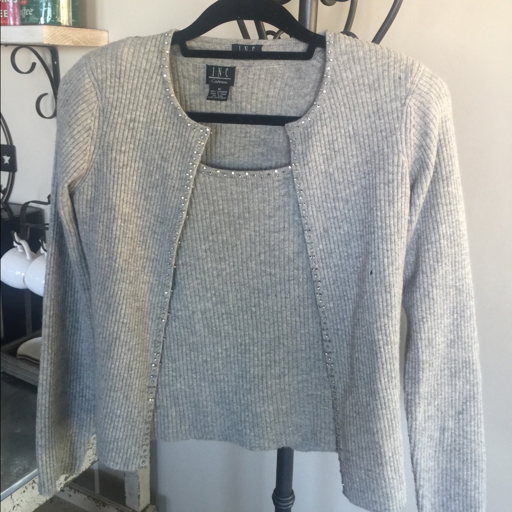 iNC sweater set