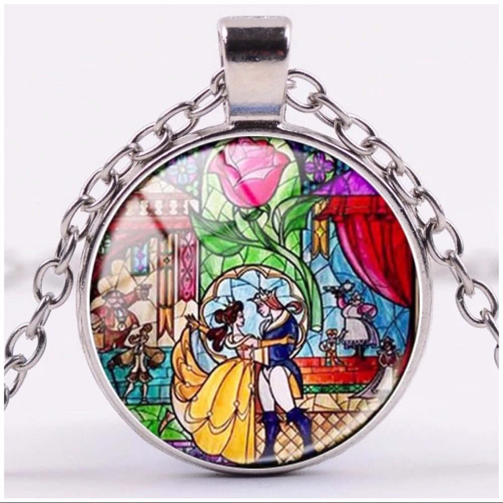 🏵BEAUTY AND THE BEAST NECKLACE