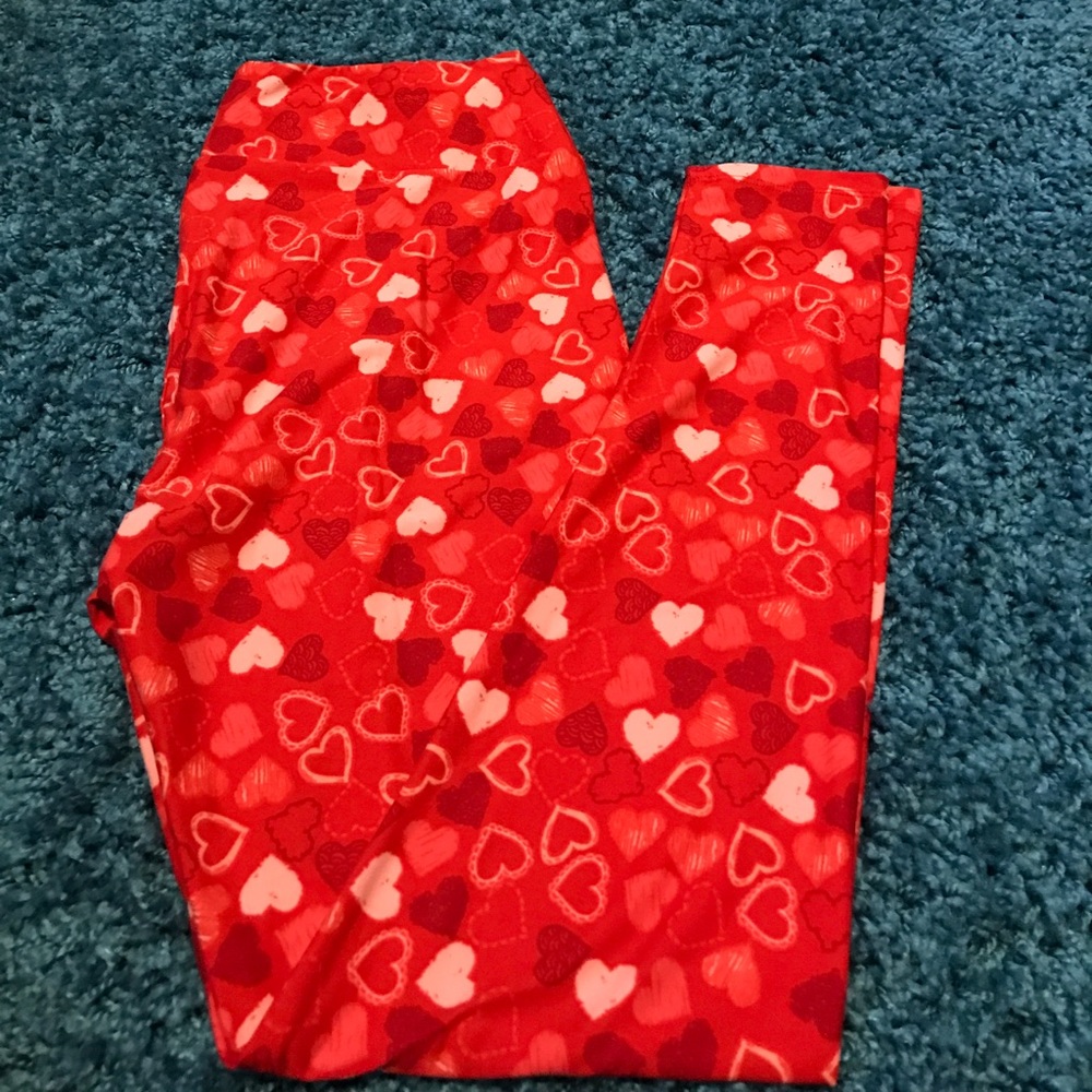 LuLaRoe Valentine’s leggings