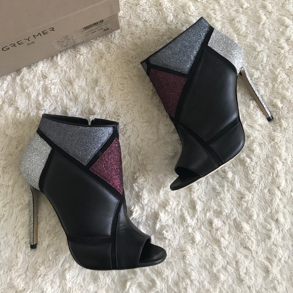 Auth. Greymer Glitter Booties