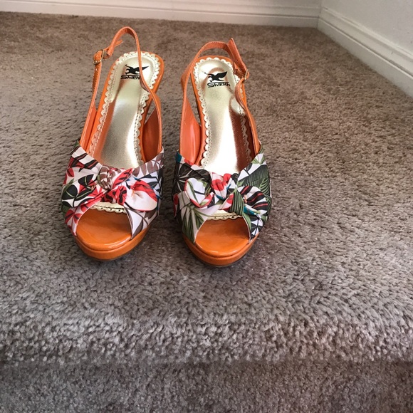 PRINTED SAFARI OPEN TOE SLINGBACK HEELS - Picture 3 of 4