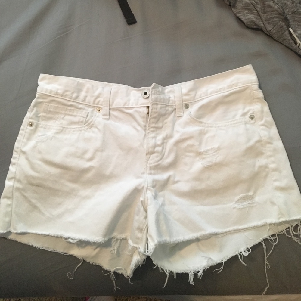 LUCKY BRAND WHITE SHORTS