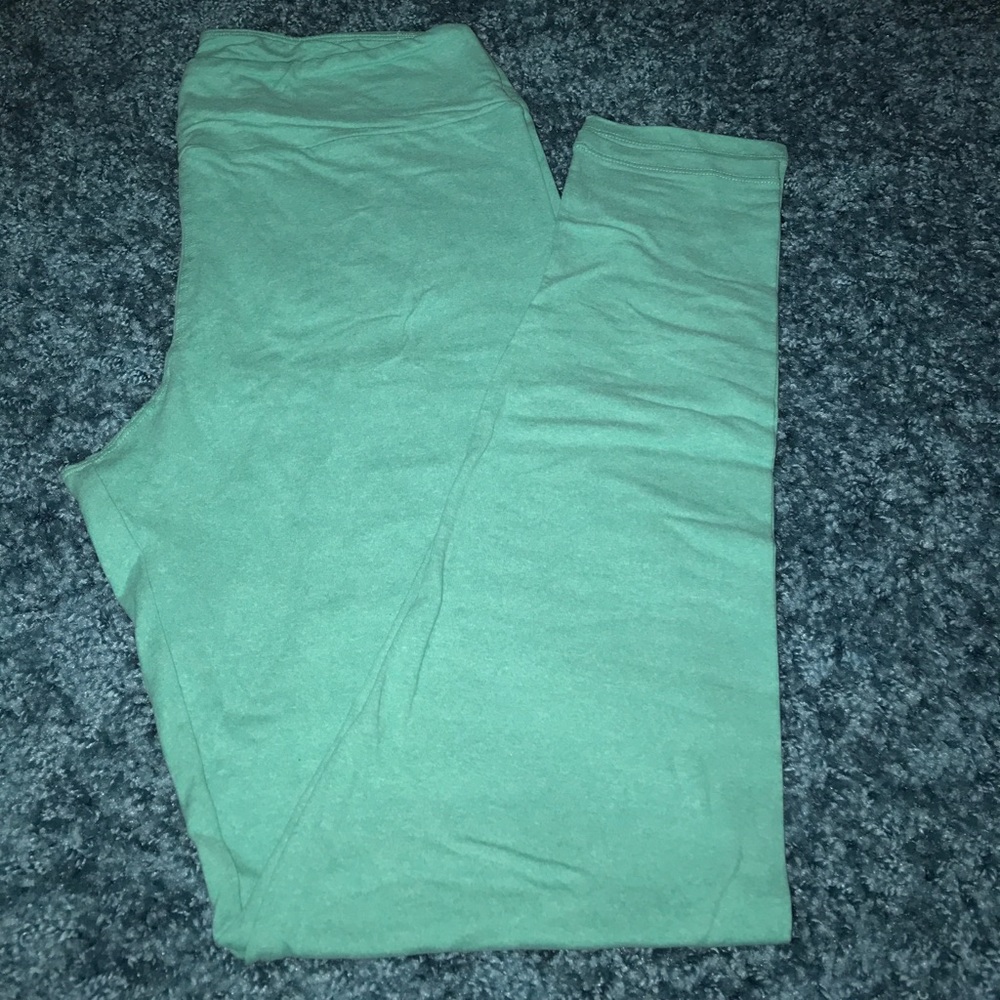 LuLaRoe solid leggings